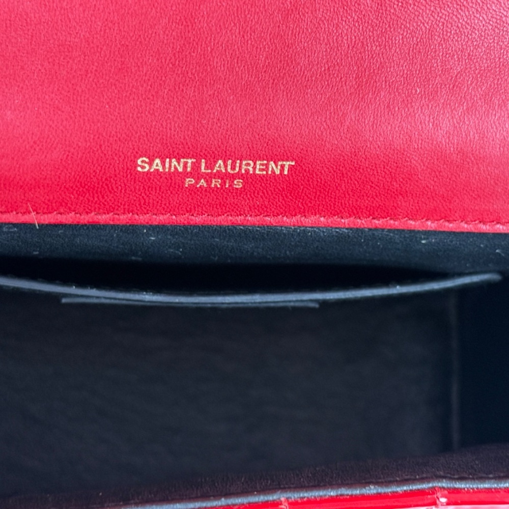 SOLD on fashionreloved.com SAINT LAURENT Matelasse Small Vicky Red Chain Bag - Picture 13 of 13